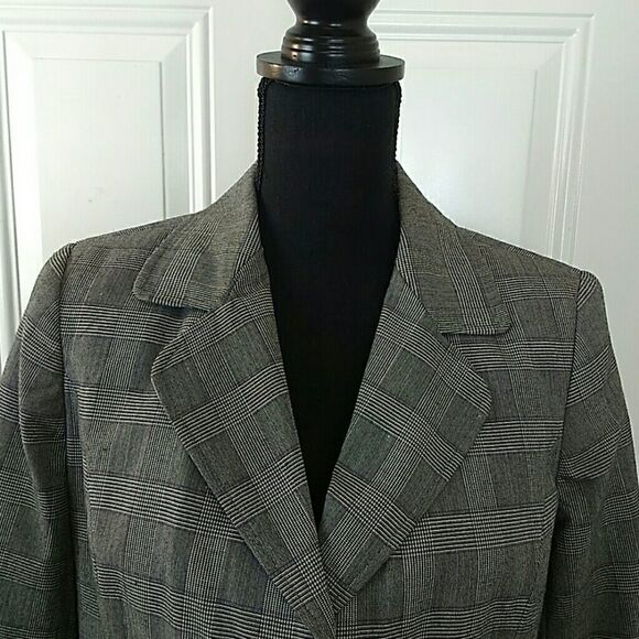 R.Q.T. petite jacket  - Picture 2 of 8